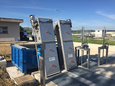 Rake Bar screen, Mechanical Treatment